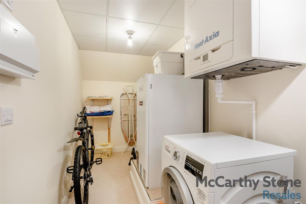 Additional image 44 of 2 bed flat for saleSummerfield Place, Wenlock Road, Shrewsbury SY2