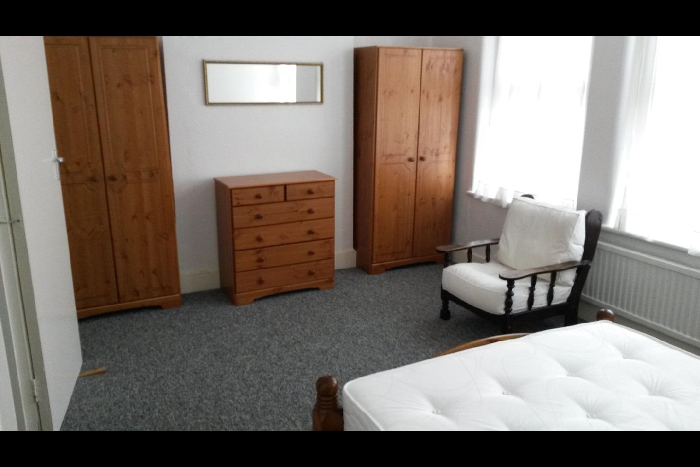 1 Bed Flat, Coldharbour Lane, SE5, N1 7GU