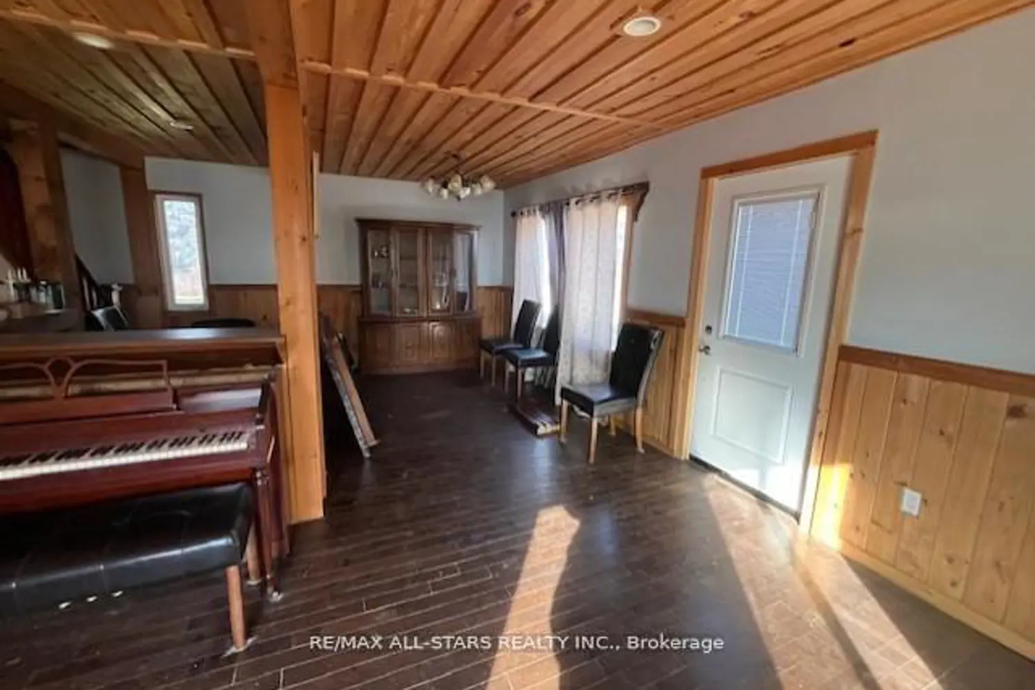 Additional image 6 of 211 Burnt River Road