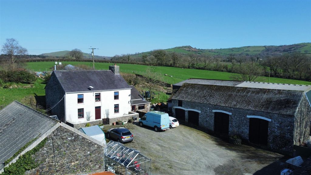 4 bed farm for saleCrugybar, Cothi Valley SA19