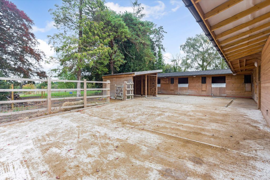 Additional image 26 of 6 bed detached house for saleLenchwick, Evesham, Worcestershire WR11