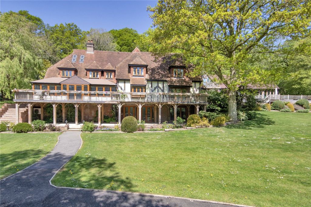 6 bed detached house for saleEridge Park, Eridge Green, Tunbridge Wells, Kent TN3