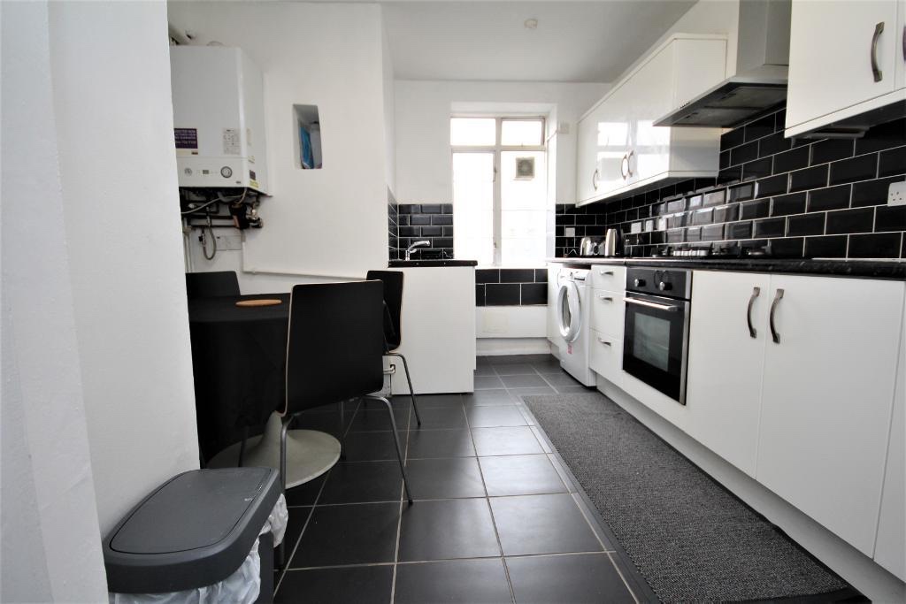 Additional image 7 of 3 Bed Flat, East Arbour Street, E1, N1 7GU