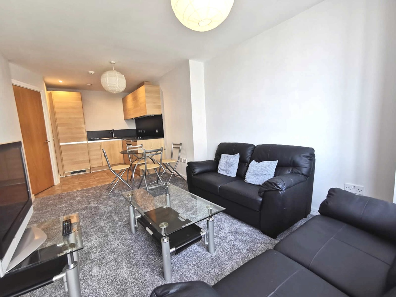 Additional image 39 of 2 Bed Flat, St. Martins Gate, B2, B2

4TH