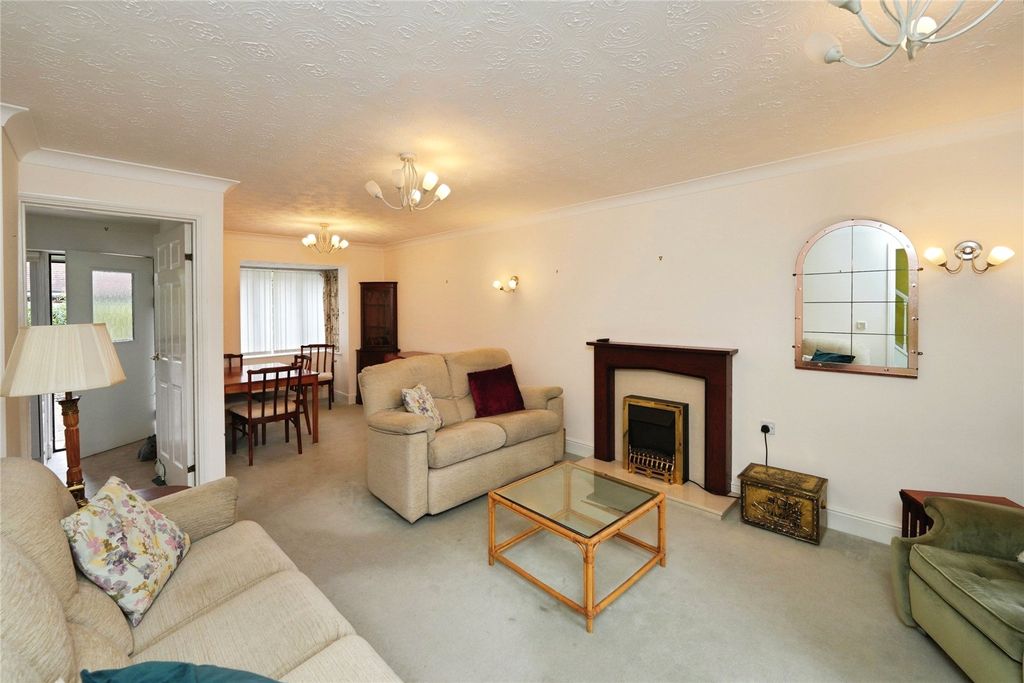 Additional image 3 of 2 bed flat for saleCourville Close, Alveston BS35