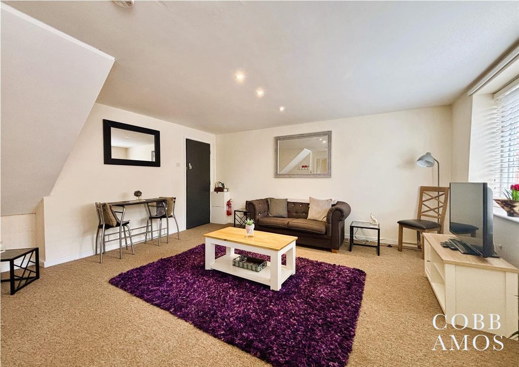 Additional image 3 of 4 bed flat for saleCastle Street, Ludlow SY8
