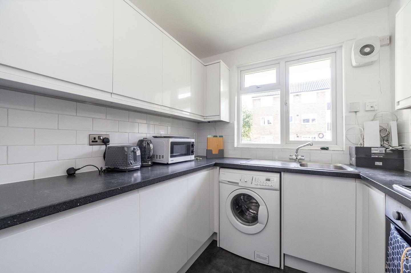 Additional image 5 of Room in a Shared Flat, Bulow Court, SW6, N1 7GU