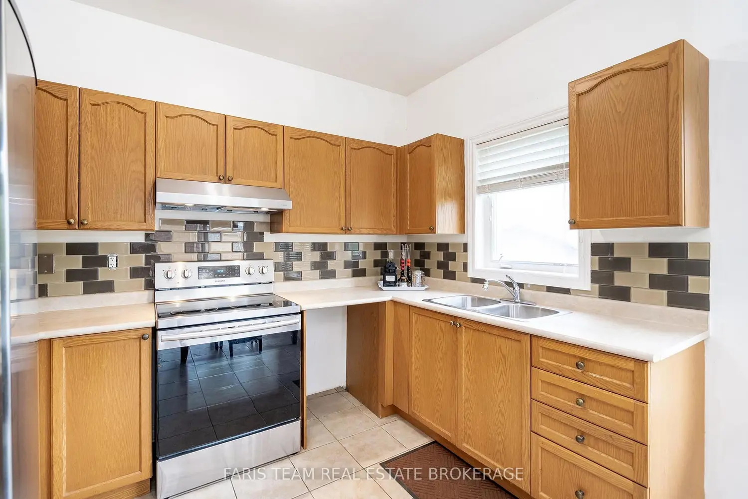 Additional image 5 of 1244 Mary-Lou Street