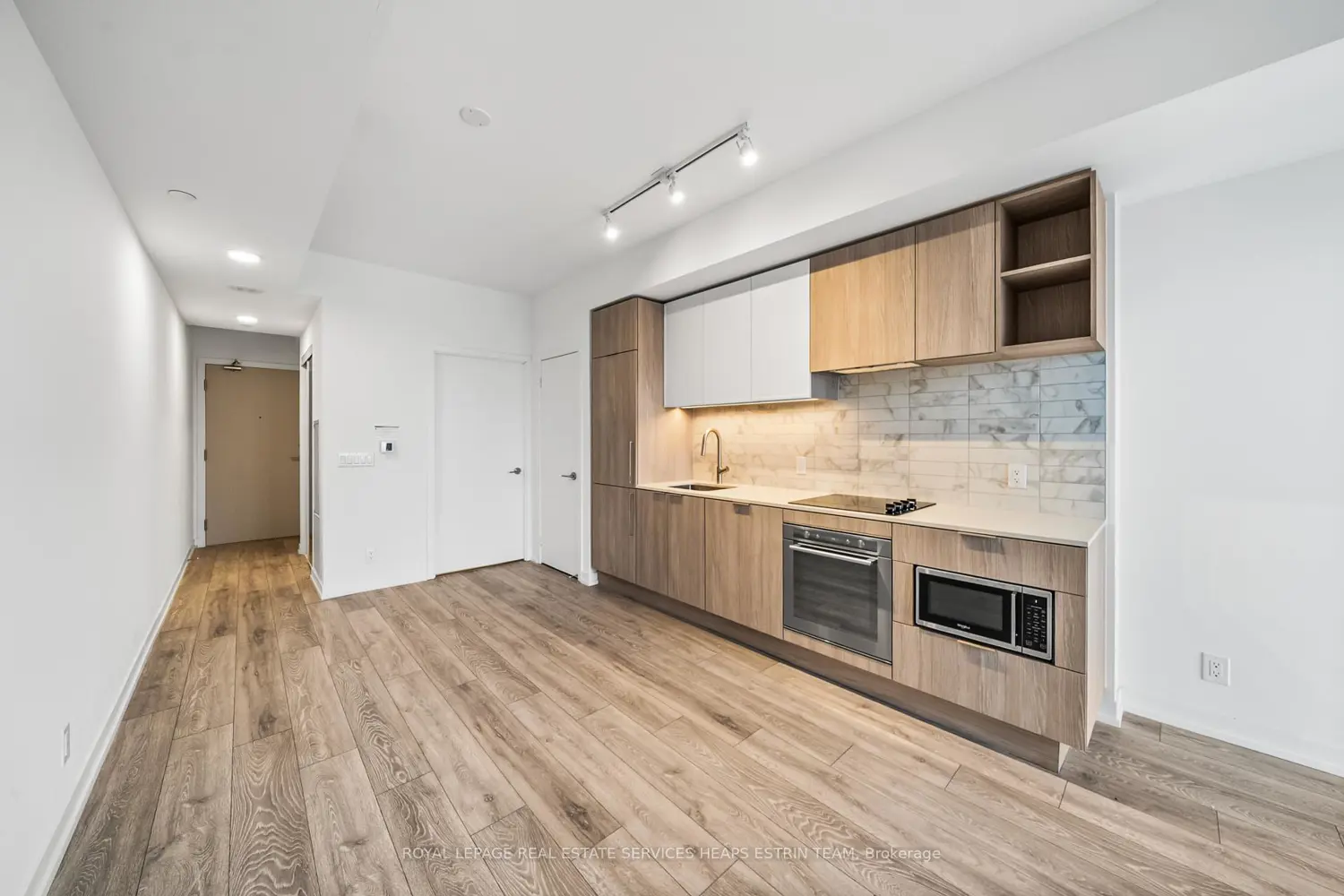 Additional image 4 of 2020 Bathurst Street 1719