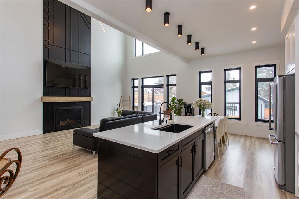 Additional image 6 of 5007 35 Street, Sylvan Lake, AB, T4S 1B1