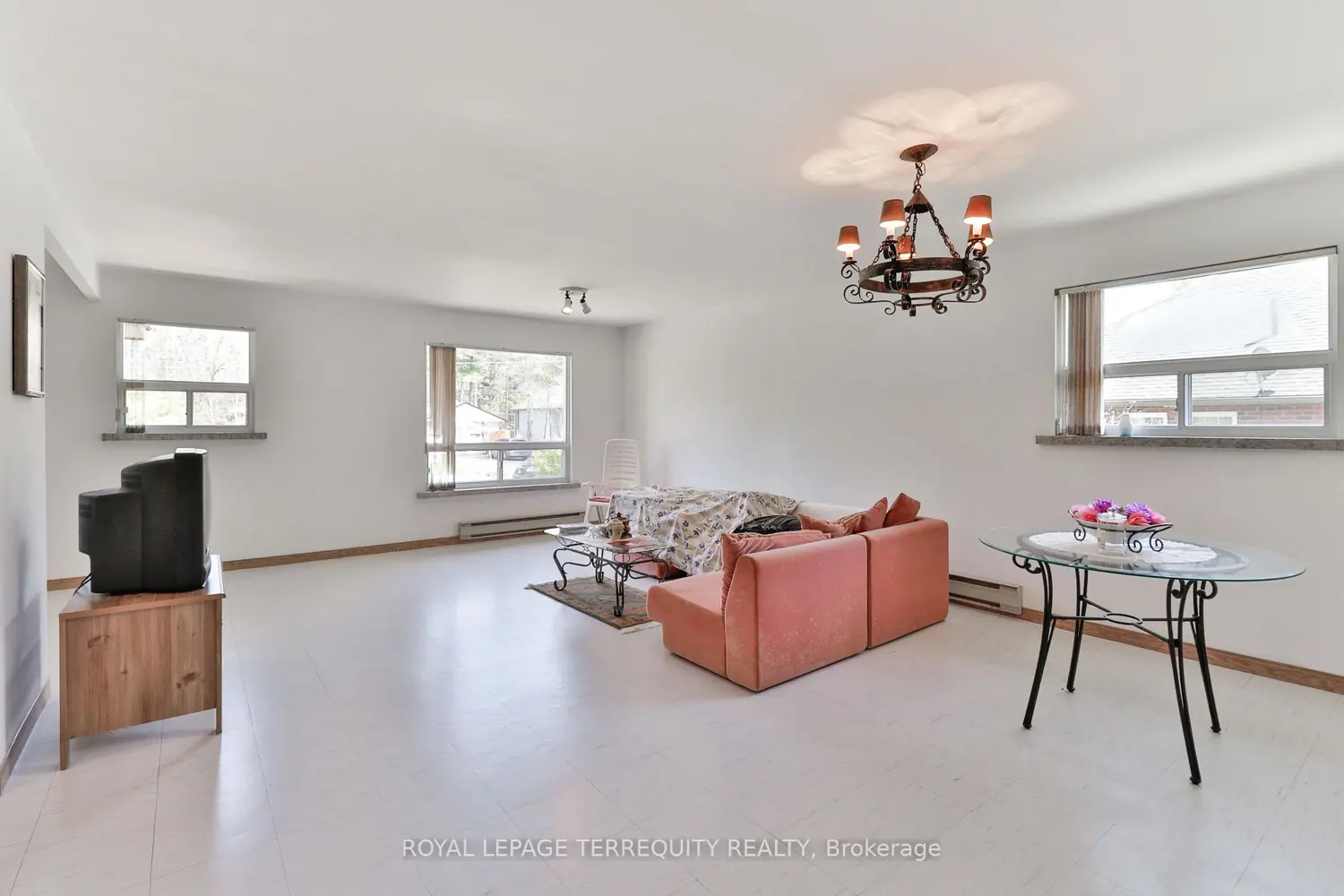 Additional image 3 of 46 Stocco Circle