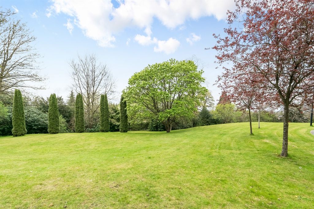 Additional image 18 of 2 bed flat for saleBarnfield House, St Hilarys Park, Alderley Edge SK9