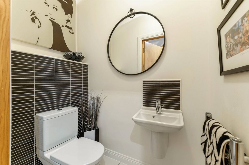 Additional image 4 of 5 bed detached house for saleGlazert Road, Dunlop, Kilmarnock, East Ayrshire KA3