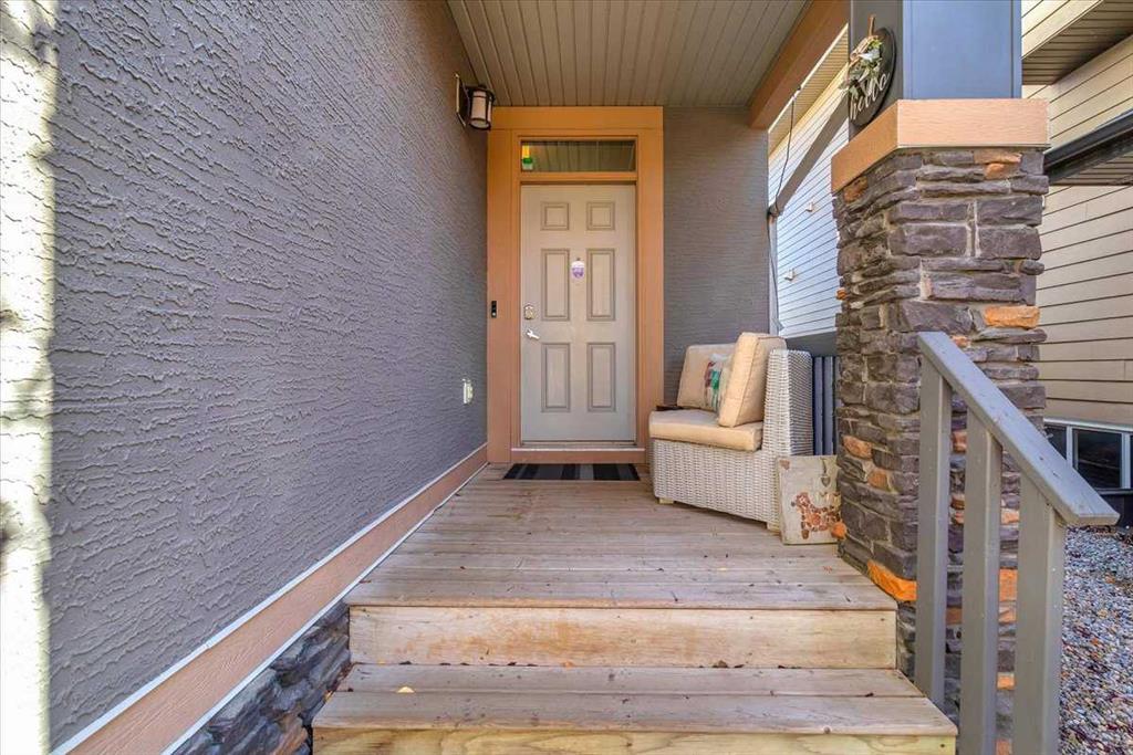 Additional image 4 of 58 Valley Pointe Way NW, Calgary, AB, T3B 6B1