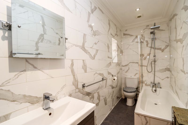 Additional image 9 of 2 bed flat for saleVictoria Road, Clevedon BS21