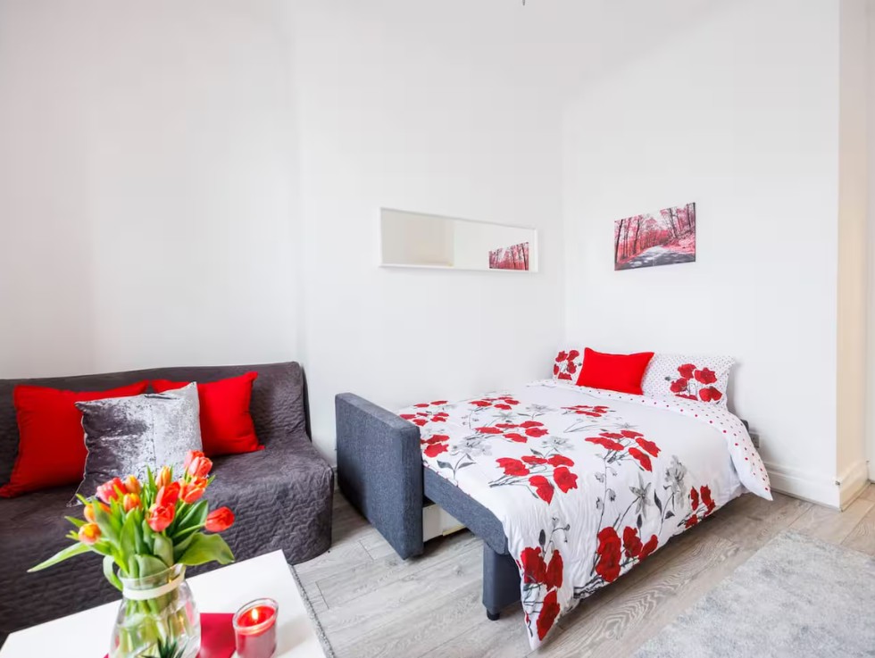 Additional image 10 of 1 Bed Flat, North End Road, W14, N1 7GU