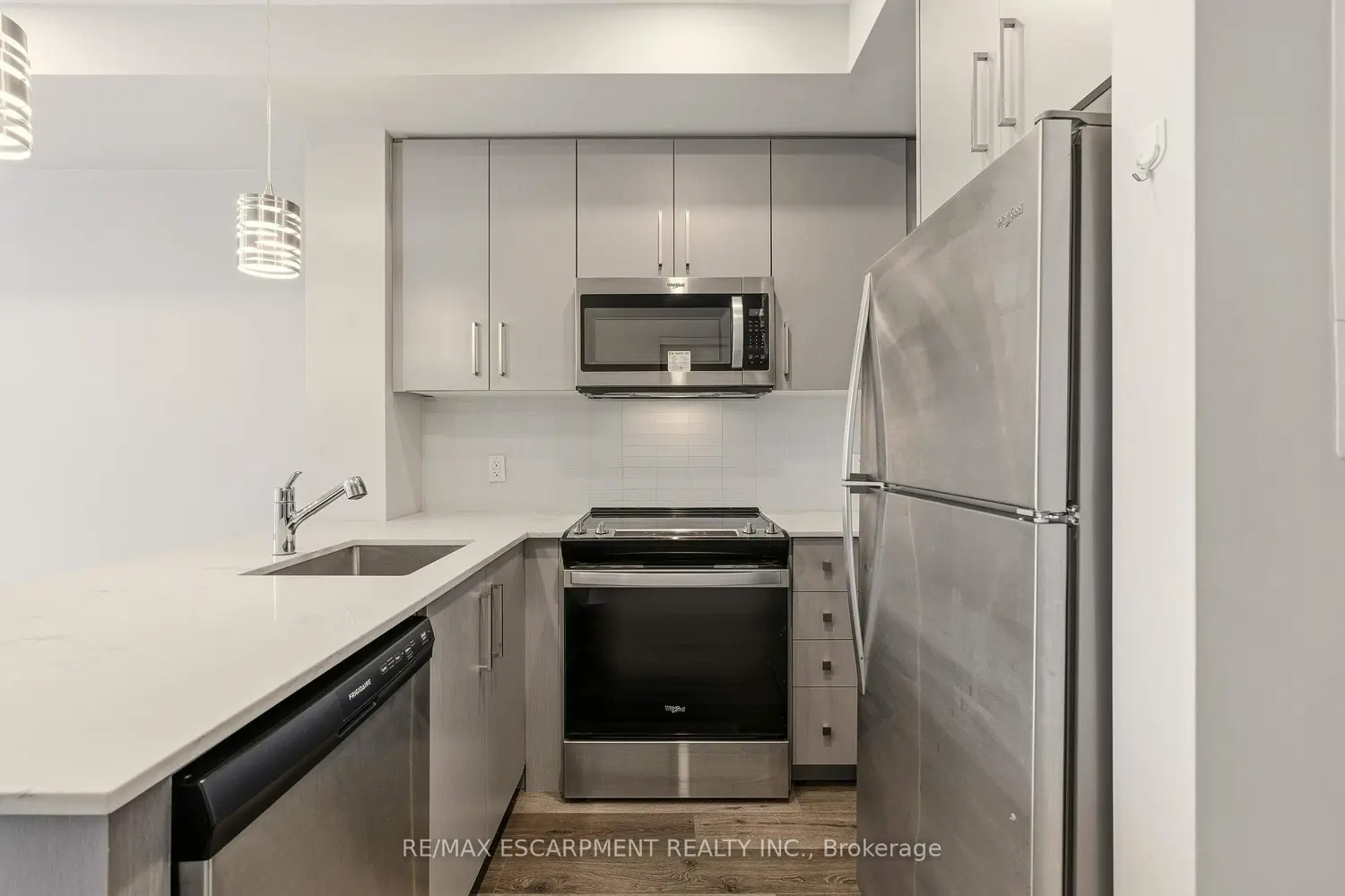 Additional image 5 of 15 Queen Street 2308