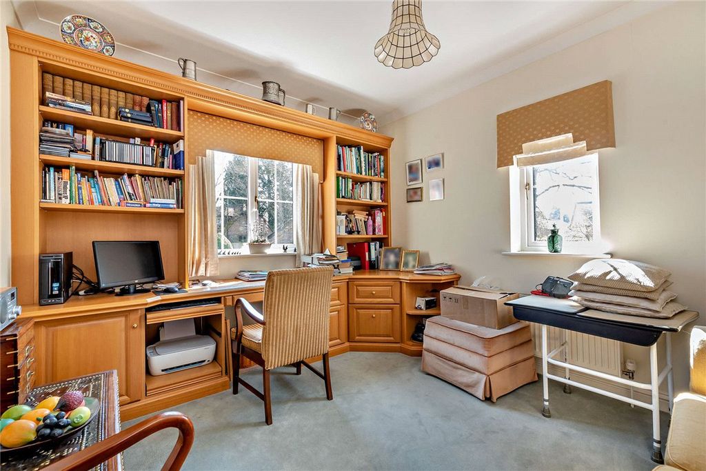 Additional image 8 of 3 bed flat for saleWoodridge, Newbury, Berkshire RG14