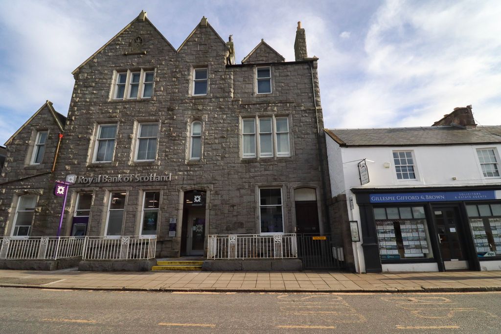2 bed flat for saleFlat A, 133 King Street, Castle Douglas DG7