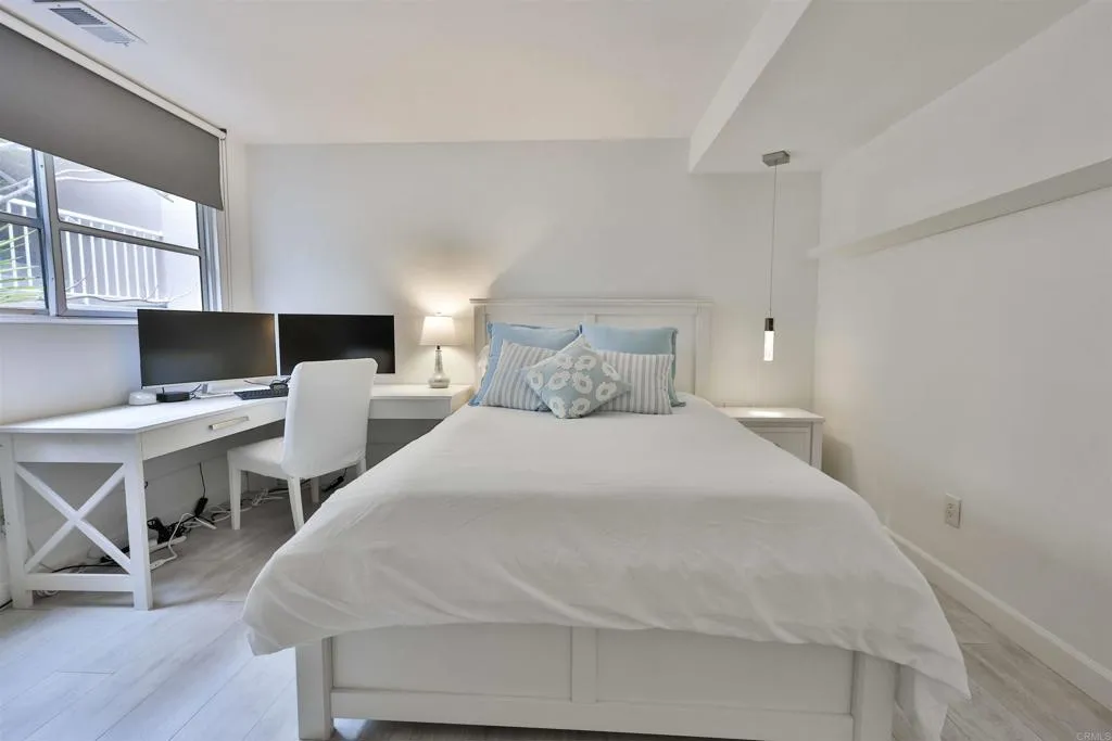 Additional image 45 of 942 D Avenue Unit B, Coronado, CA 92118