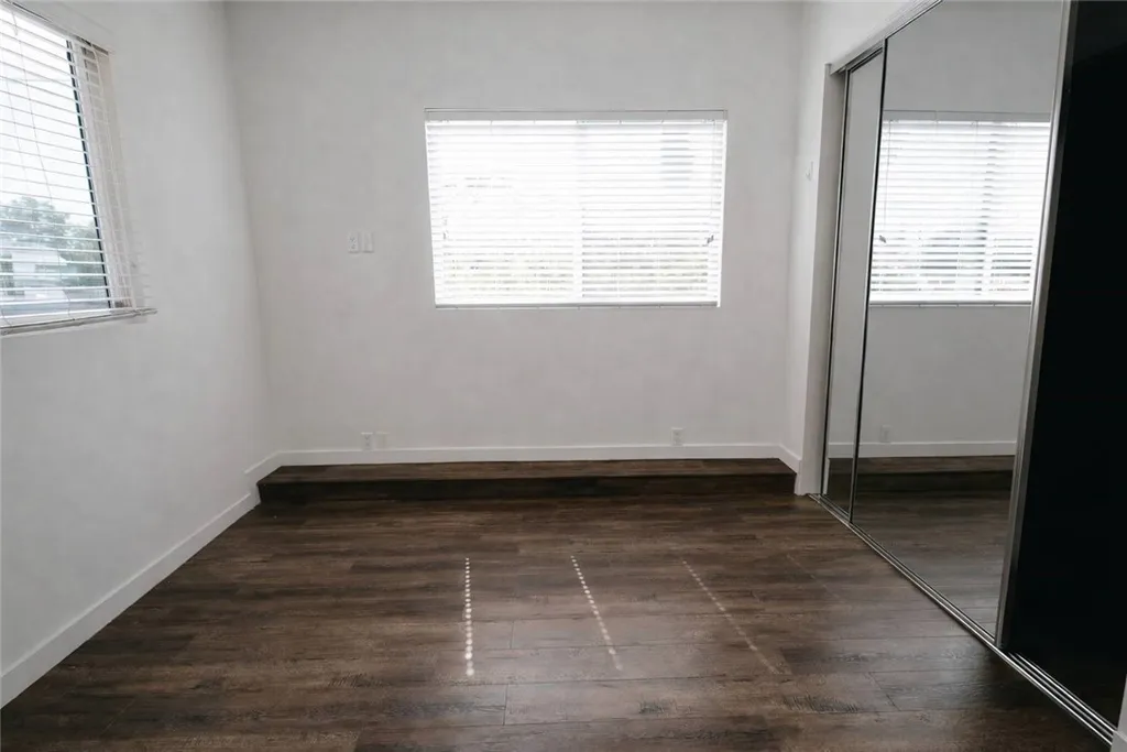 Additional image 8 of 18919 Gault Street, Reseda, CA 91335