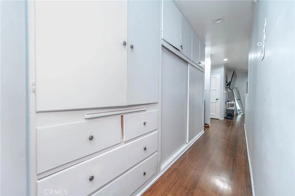 Additional image 30 of 325 Cedar Ave, Long Beach, CA 90802