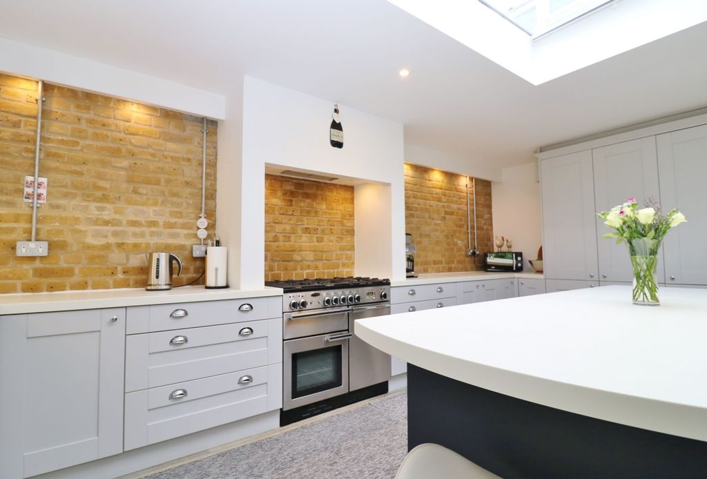 Additional image 11 of 4 bed semi-detached house for saleMoorhill Road, West End SO30
