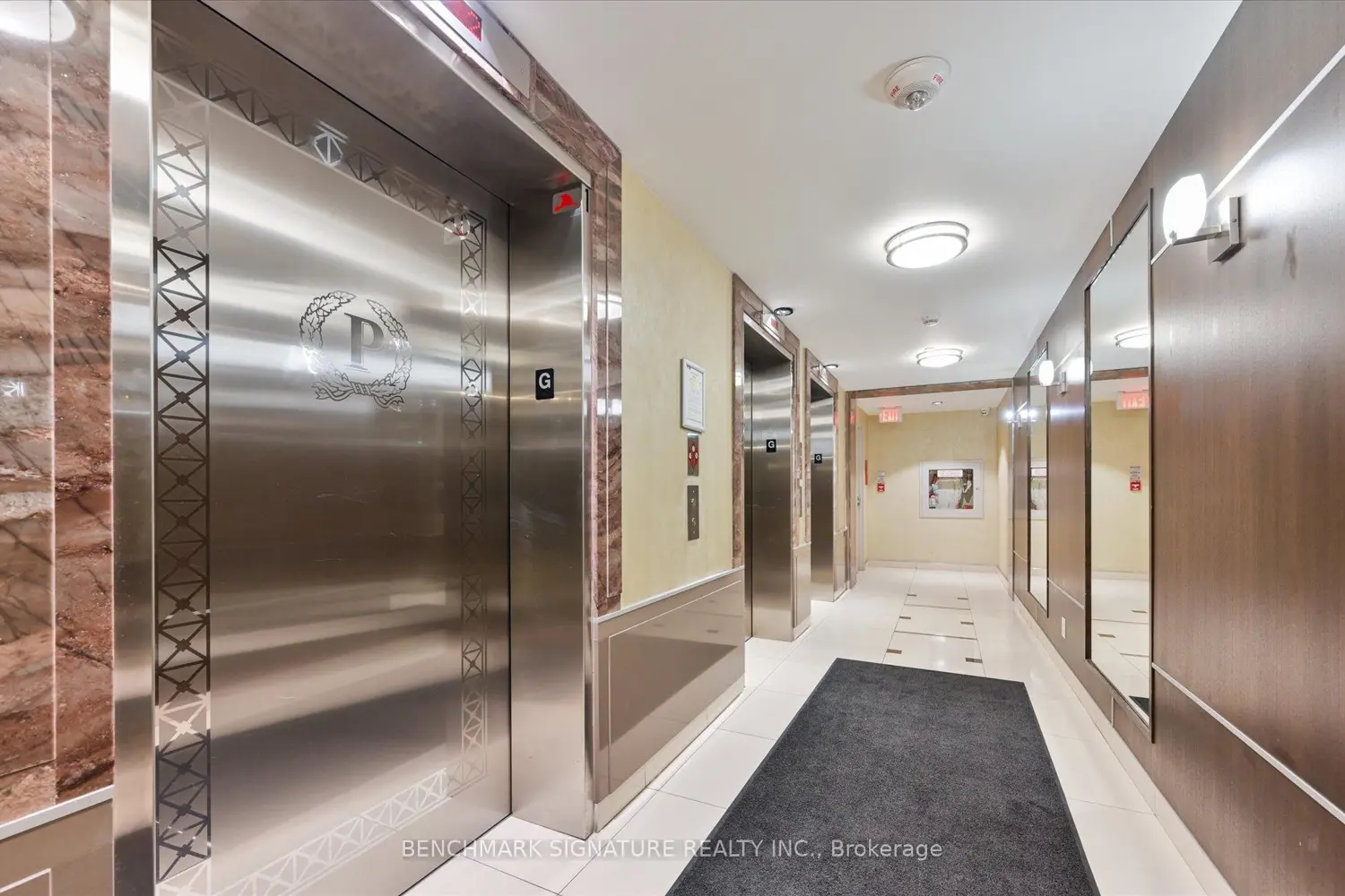 Additional image 19 of 26 Norton Avenue 404