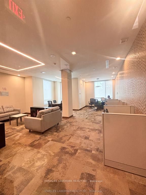 Additional image 6 of 207-1 Uptown Drive, Markham, ON, L3R 5C1