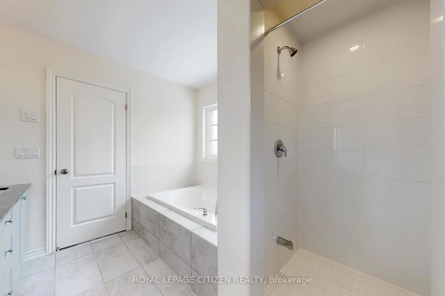 Additional image 9 of 129 Cliff Thompson Crescent