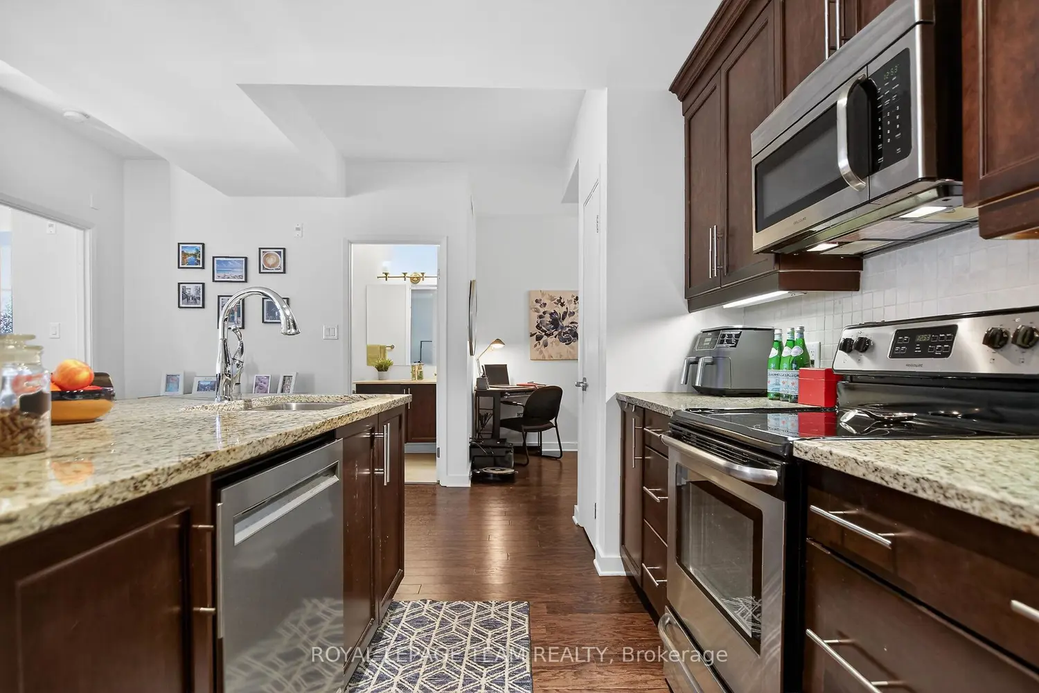 Additional image 7 of 310 Centrum Boulevard 204