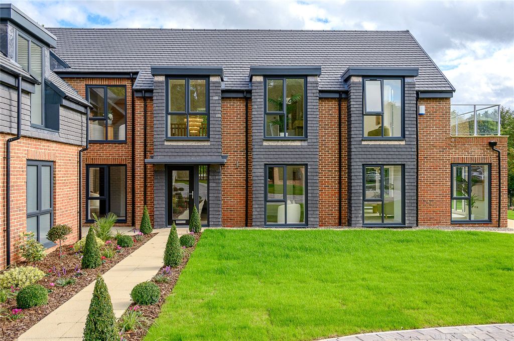 Additional image 53 of 6 bed detached house for saleSymeon Manor, 1 Symeon Court, Mount Oswald, Durham DH1