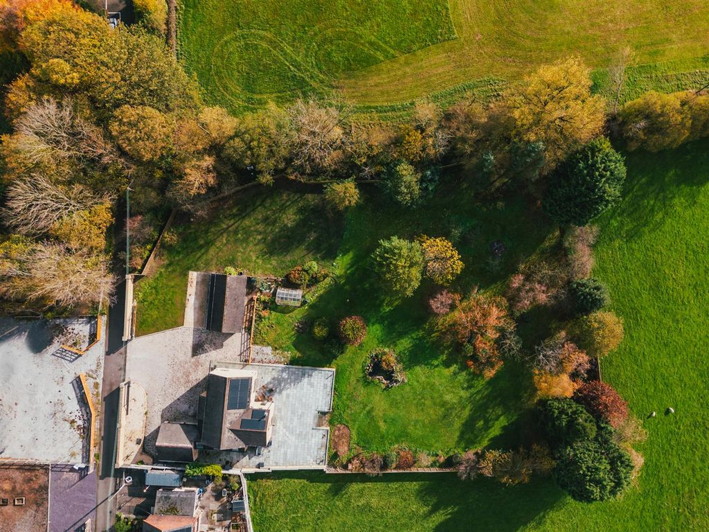 Additional image 57 of 4 bed detached house for saleStation Road, Hope, Hope Valley S33