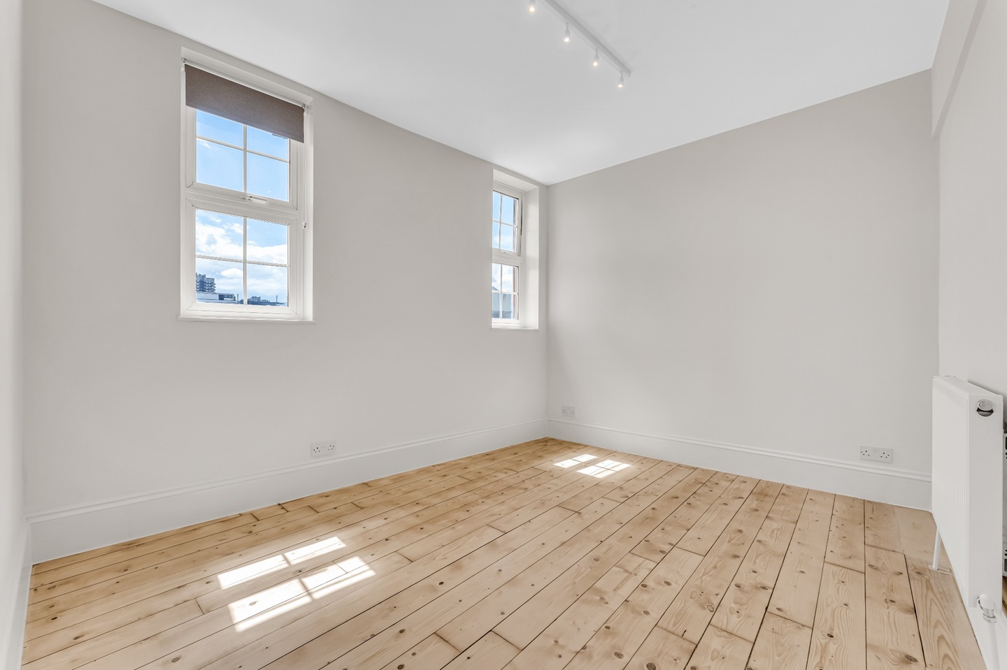 Additional image 17 of 3 Bed Flat, Commercial Road, E1, N1 7GU