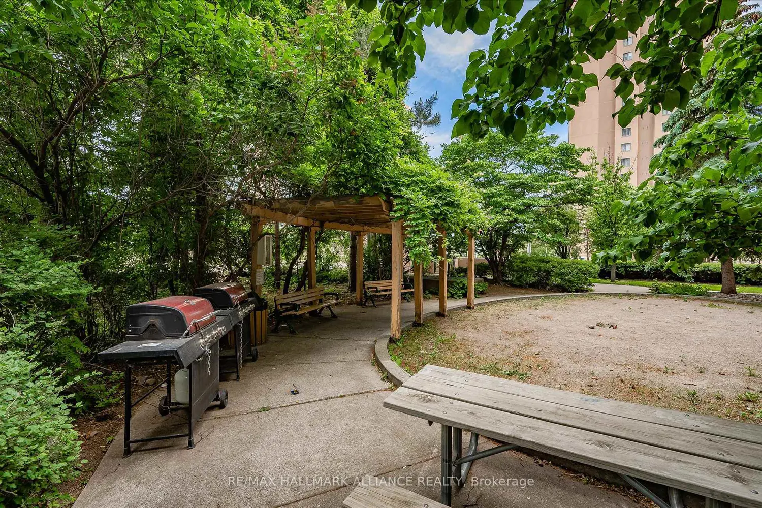 Additional image 19 of 135 Hillcrest Avenue 507