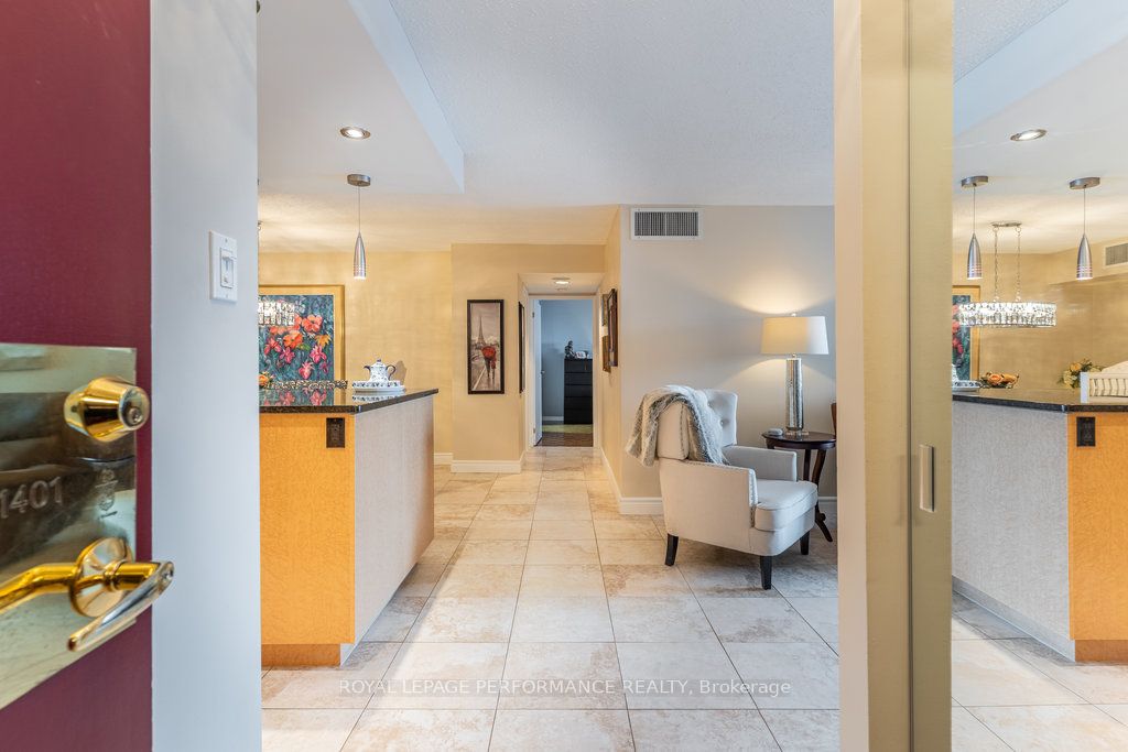 Additional image 4 of 1401-160 George Street, Ottawa, ON, K1N 9M2