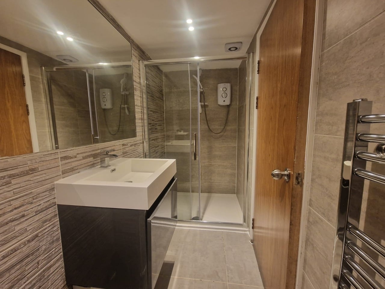 Additional image 3 of 1 Bed Flat, Lavender Hill, SW11, N1 7GU