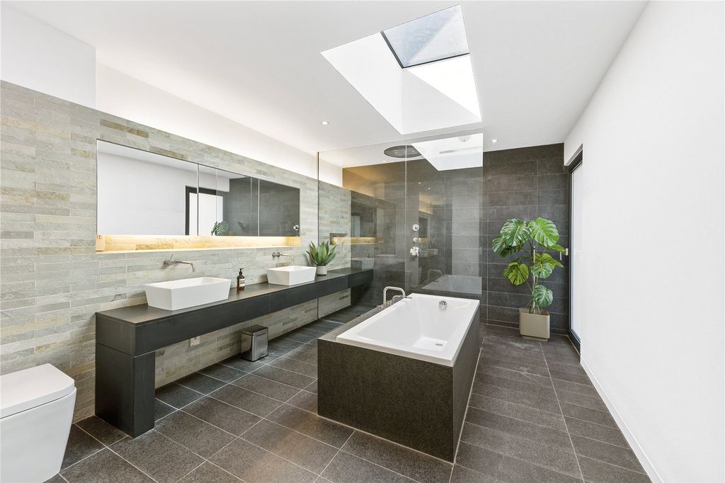 Additional image 15 of 4 bed detached house for saleStanhope Road, Bowdon WA14
