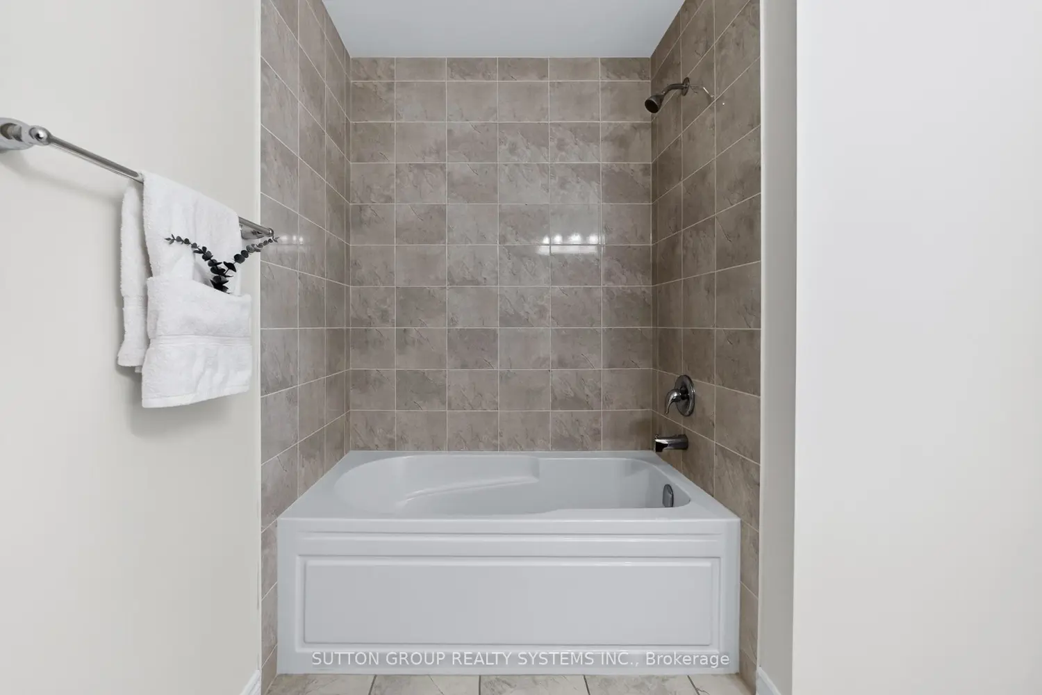 Additional image 14 of 693 Doon South Drive