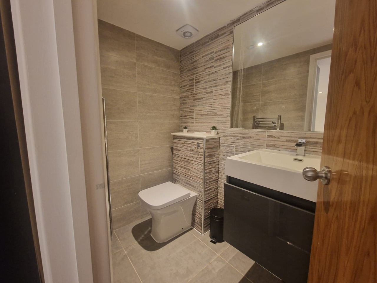 Additional image 4 of 1 Bed Flat, Lavender Hill, SW11, N1 7GU