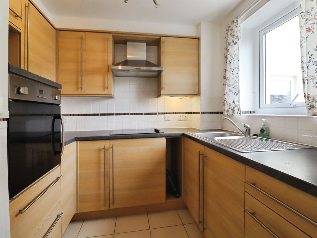 Additional image 20 of 1 bed flat for saleMiddleton Court, Porthcawl CF36