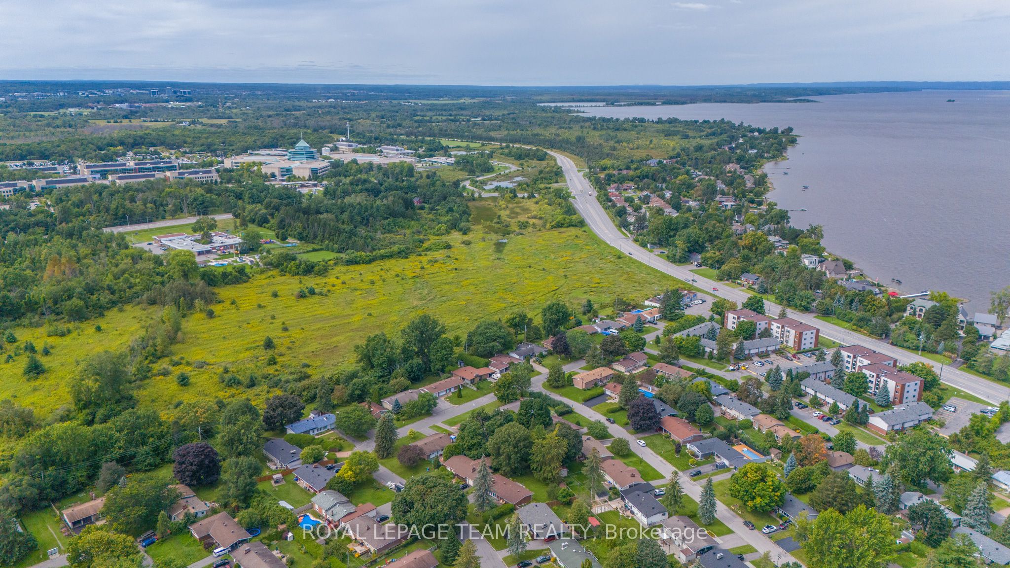 Additional image 4 of 26 Solva Drive, Ottawa, ON, K2H 5R5