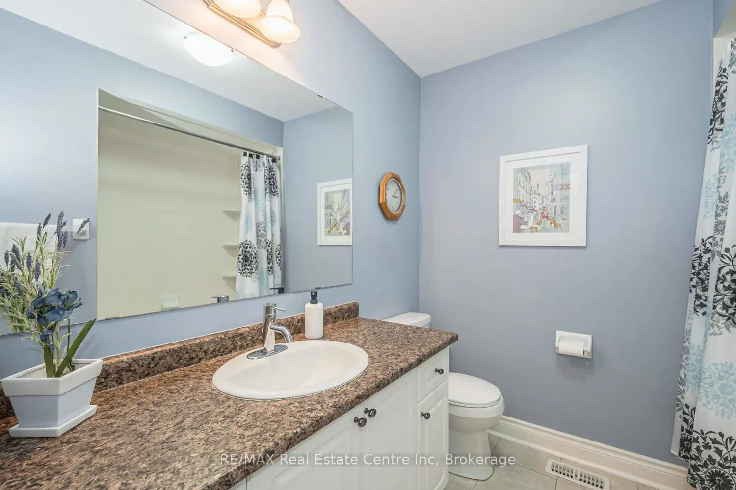 Additional image 17 of 1035 Victoria Road 60