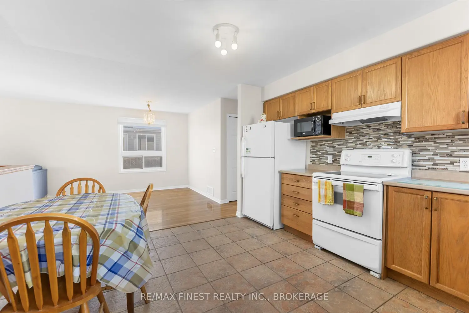 Additional image 10 of 1909 Spindlewood Street