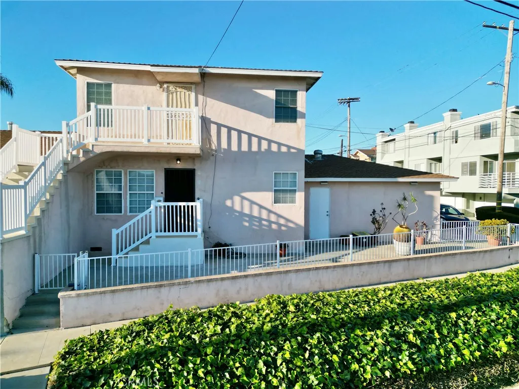 982 Hamilton Street, San Pedro, CA 90731
