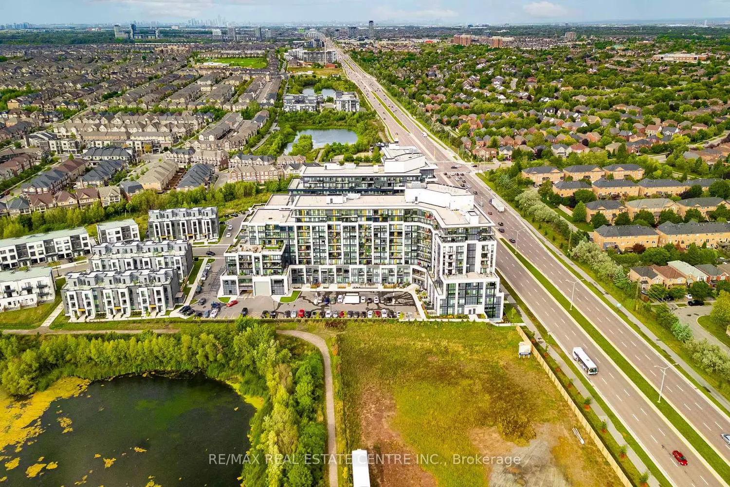 Additional image 17 of 405 Dundas Street 316