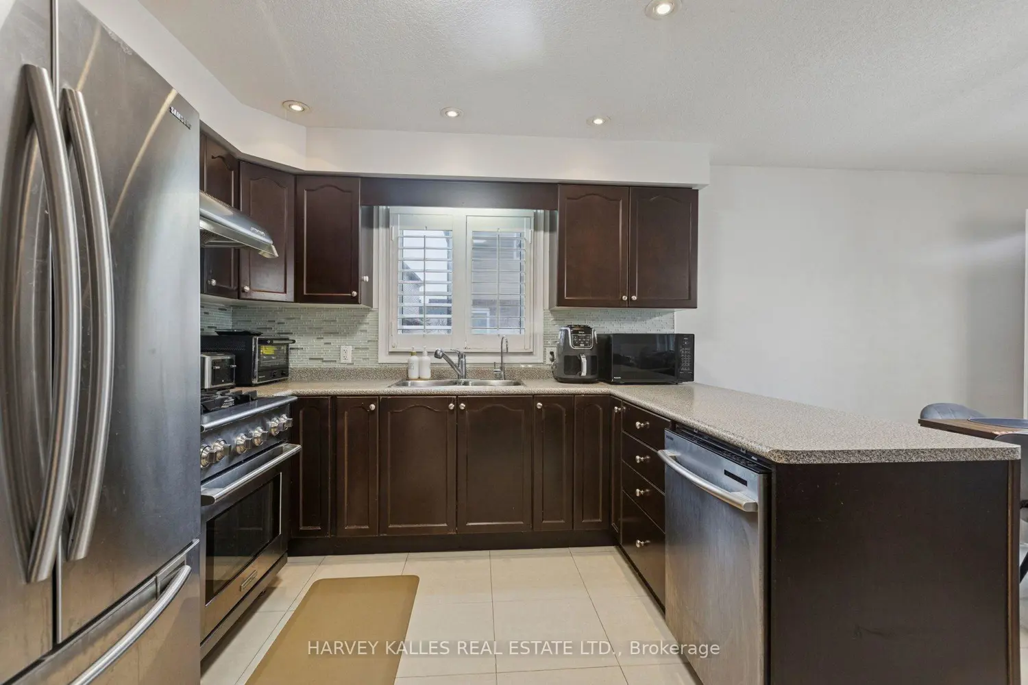 Additional image 9 of 409 Tealby Crescent