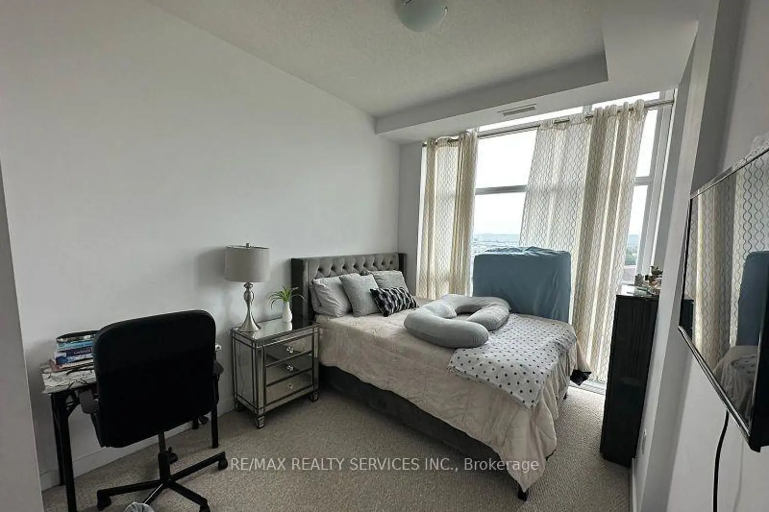 Additional image 7 of 101 Shoreview Place 612