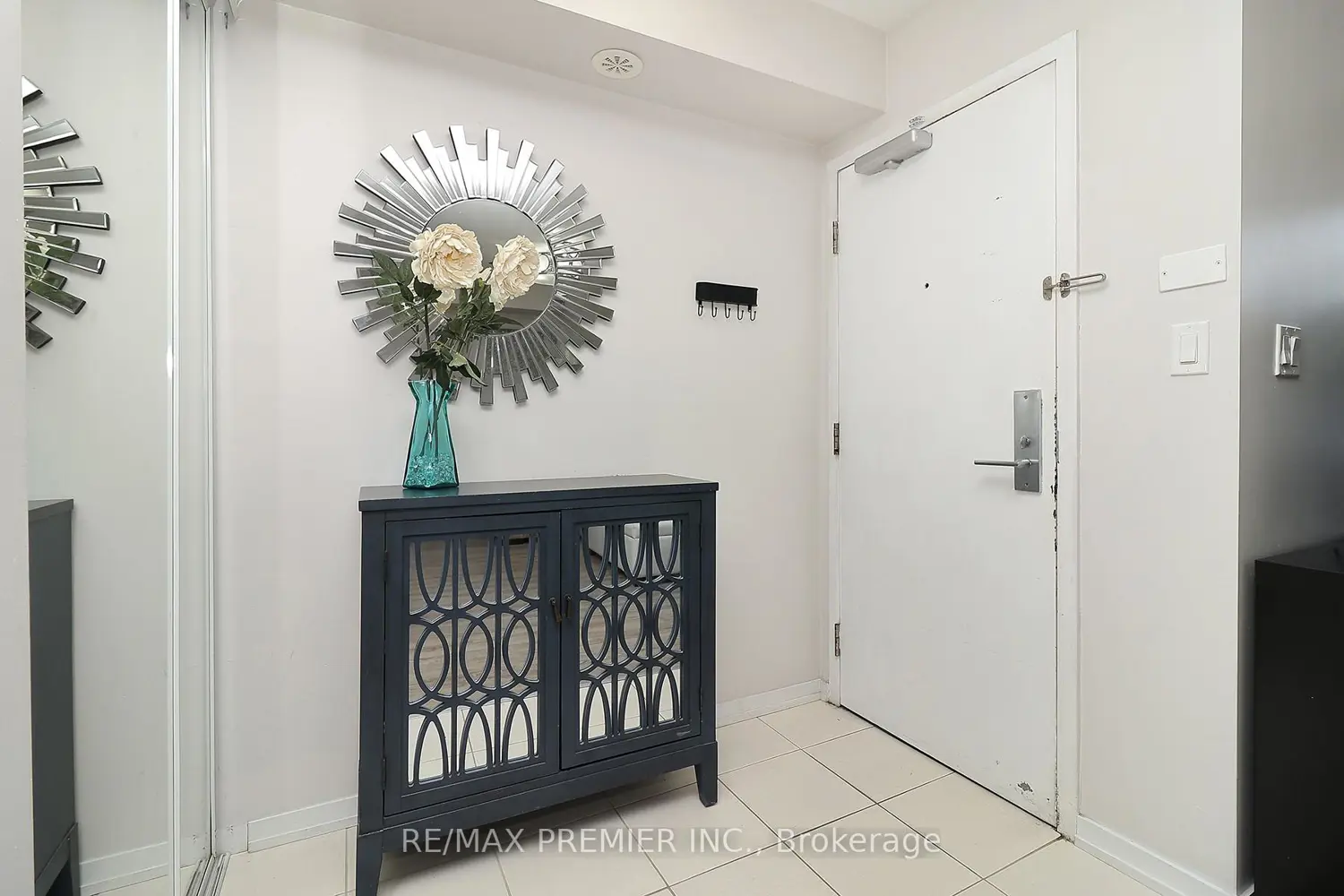 Additional image 3 of 26 Bruce Street C14