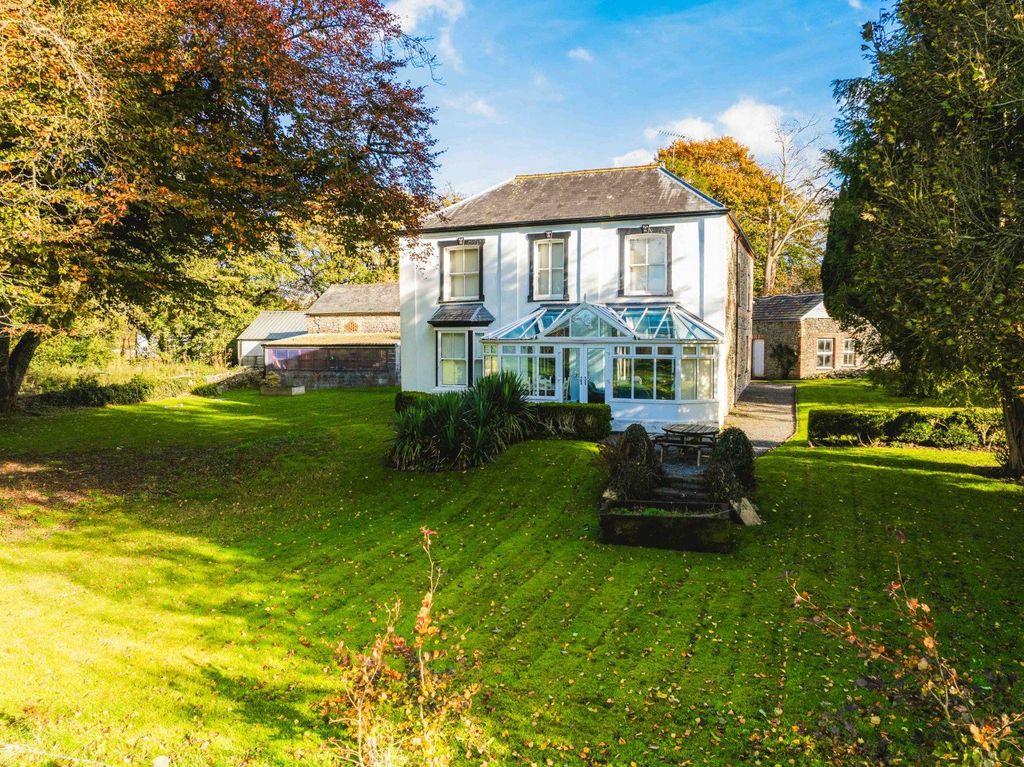 4 bed detached house for saleTregaron, Ceredigion SY25